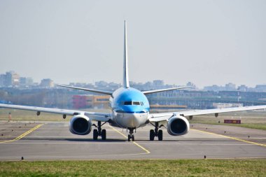 Bu Klm uçağı Boeing 737-700 Ph-Bgr Varşova Chopin Havaalanı olarak kayıtlı bir görünümüdür. 1 Nisan 2017. Varşova, Polonya.