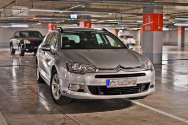 Bu lüks otomobil Citroen C5 III Tourer görülmektedir
