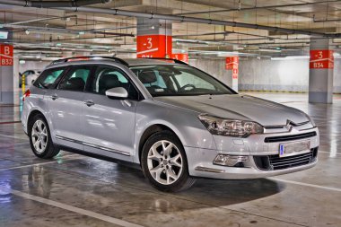 Bu lüks otomobil Citroen C5 III Tourer görülmektedir