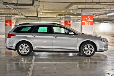Bu lüks otomobil Citroen C5 III Tourer görülmektedir