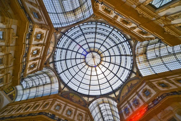 Jest Widok Słynnych Galleria Vittorio Emanuele Mediolanie Sierpnia 2018 Mediolan — Zdjęcie stockowe