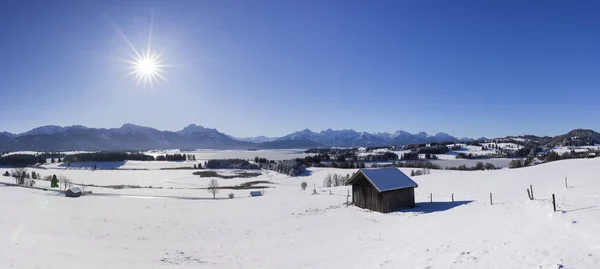 Panoramische landschap in Beieren in de winter — Stockfoto