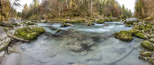 Rio Loisach Canyon Selvagem Cidade Vizinha Garmisch Baviera — Fotografia de Stock