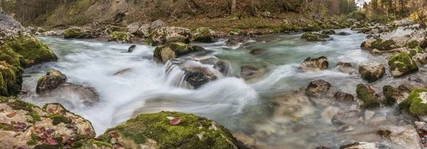 Rzeka Loisach Dziki Kanion Pobliżu Miasta Garmisch Partenkirchen Bawarii — Zdjęcie stockowe