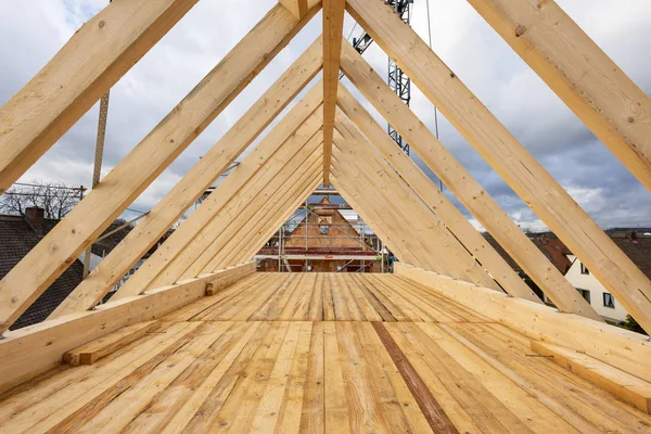 Neues Haus Bau Mit Holzdach — Stockfoto