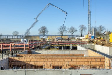 İnşaat alanında yeni evin