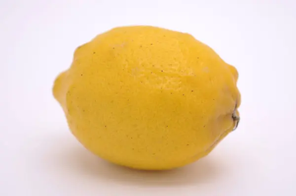 Gelbe Zitronenfrucht Isoliert Über Weißem Hintergrund — Stockfoto