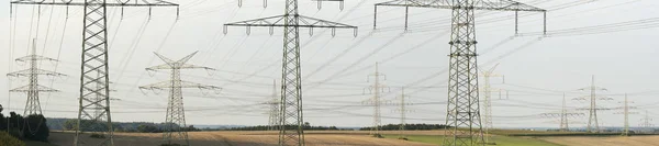 Hög Spänning Elektriska Stolpar Kraftverket — Stockfoto