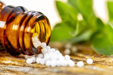  homeopati ve bitkisel hap ile alternatif tıp