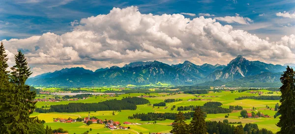 Panoramalandschaft Bayern Mit Bergkette Und See — Stockfoto