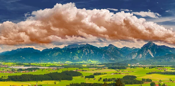 하늘에 구름이 독일의 파노라마같은 — 스톡 사진
