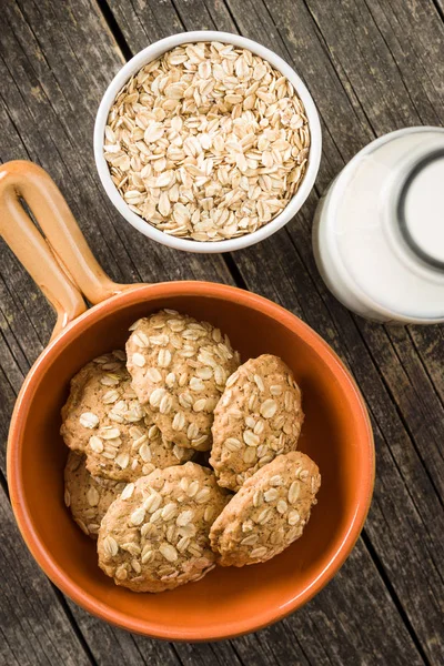 Friska Oatmealkakor Skål — Stockfoto