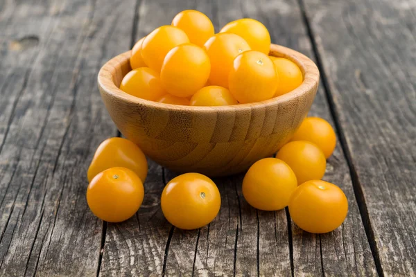 Yellow Cherry Tomatoes Old Wooden Table — Stock Photo, Image