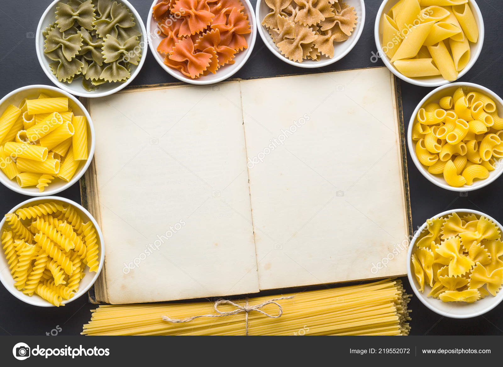 Vários Tipos Massas Italianas Livro Receitas Branco Vista Vários Tipos Massas Italianas Livro Receitas Branco Vista