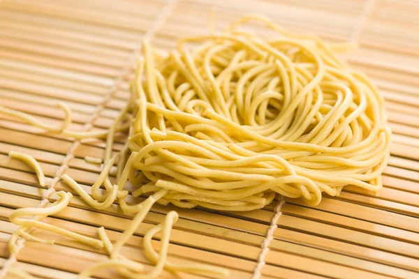 Macarrão Chinês Instantâneo Não Cozido Guardanapo Bambu — Fotografia de Stock