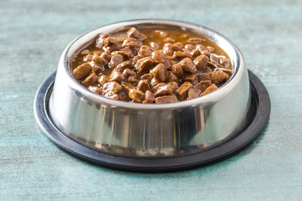 Comida Para Perro Gato Carne Enlatada Con Salsa Tazón — Foto de Stock