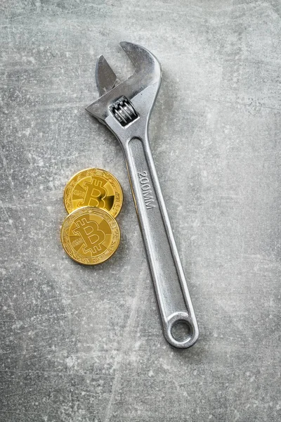 Golden Coin Bitcoin Cryptocurrency Concept Spanner — Stock Photo, Image