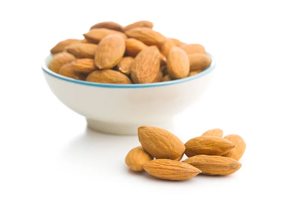 Ořechy Sušené Mandlové Izolovaných Bílém Pozadí — Stock fotografie