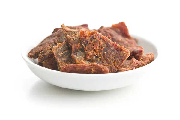 Nötkött Ryckiga Bitar Isolerad Vit Bakgrund Marinerat Torkat Kött — Stockfoto