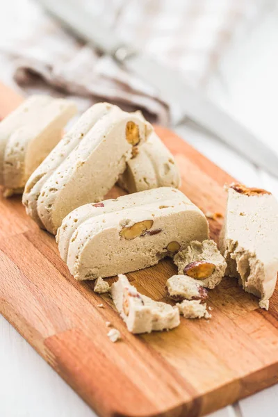 Rebanadas de postre de halva dulce. — Foto de Stock