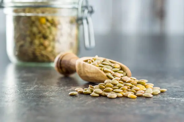 Uncooked dried lentil. — Stock Photo, Image