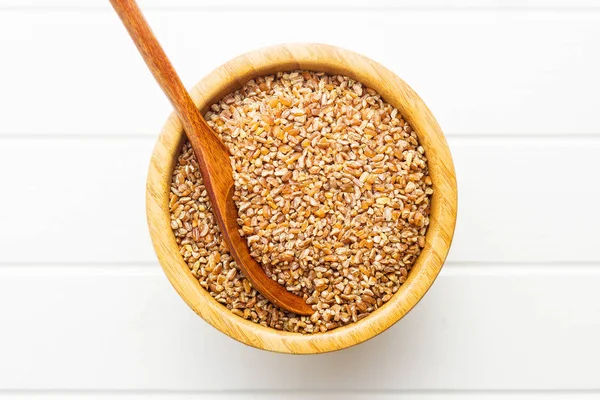 Grani di grano bulgur secchi . — Foto Stock