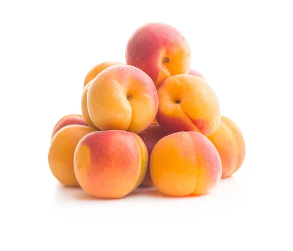 Zoete abrikoos vruchten. — Stockfoto