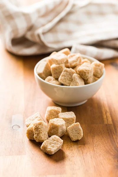 Brown sugar cubes. — Stock Photo, Image