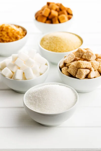 Brown and white sugar. — Stock Photo, Image