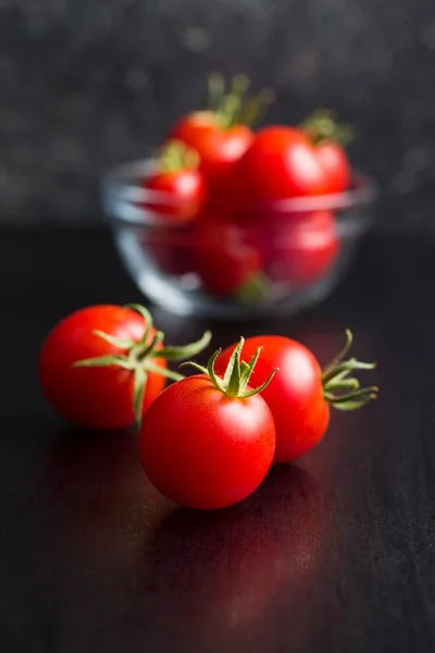 De rode tomaten. — Stockfoto