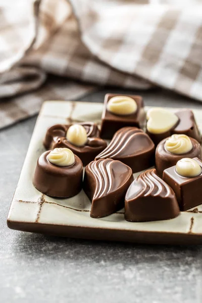 Divers pralines au chocolat — Photo