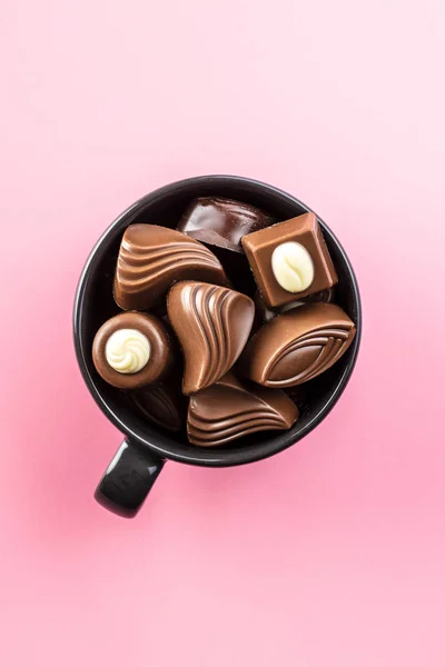 Söt choklad praliner. — Stockfoto