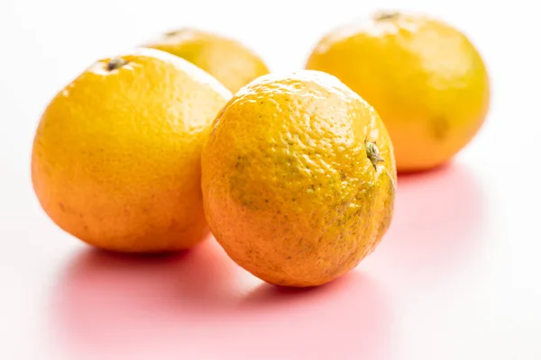 Fresh yellow tangerines. — Stock Photo, Image