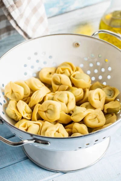 Tortellini Pasta Italian Stuffed Pasta Colander — Stock Photo, Image