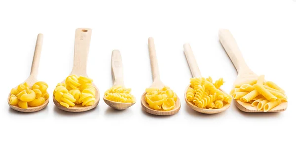 Olika Typer Italiensk Pasta Träskedar Isolerad Vit Bakgrund — Stockfoto