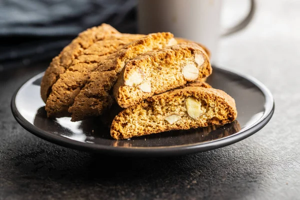 Bolachas Cantuccini Italianas Doces Biscoitos Amêndoas Placa — Fotografia de Stock