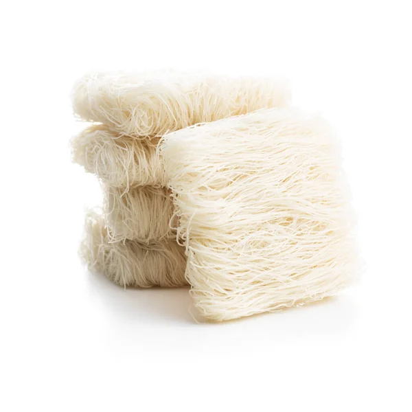 Ungekochte Weiße Reisnudeln Isoliert Auf Weißem Hintergrund — Stockfoto
