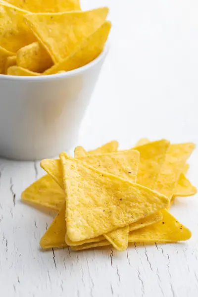 Gesalzene Tortilla Chips Auf Weißem Tisch — Stockfoto