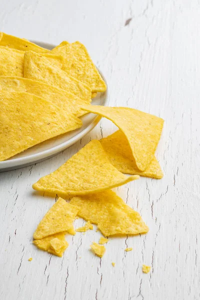 Gesalzene Tortilla Chips Auf Weißem Tisch — Stockfoto
