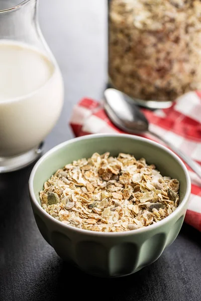 Muesli Cereals Healthy Breakfast Oats Flakes Bowl Black Table — Stock Photo, Image