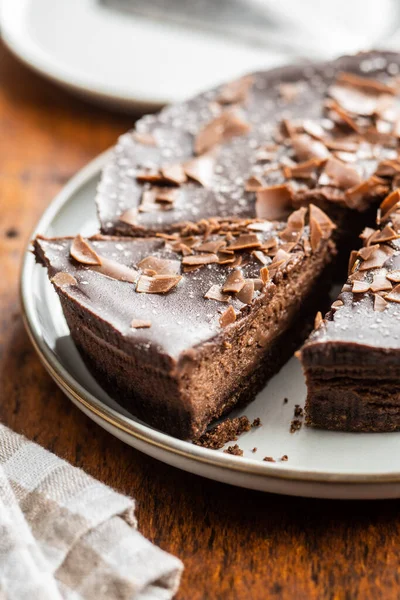 Süßer Schokoladenkäsekuchen Auf Holztisch — Stockfoto