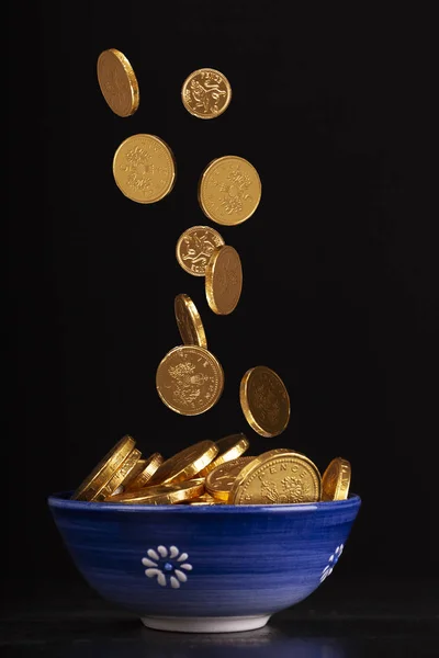 Pot Gold Concept Chocolate Gold Coins Falling Pot Black Background — Stock Photo, Image