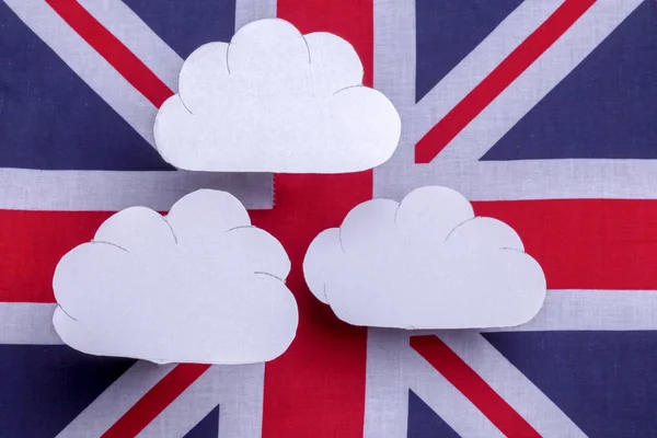 Drapeau Jack Union Britannique Avec Trois Nuages Flottant Dessus Drapeau — Photo