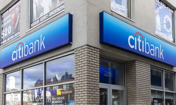 Nowy Jork Grudnia 2018 Zewnętrzny Citibank Oddział Budynku Logo Brooklyn — Zdjęcie stockowe
