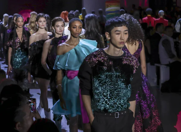 2019 활주로 스튜디오 맨하탄 Prabal Gurung 2019가 컬렉션에 — 스톡 사진