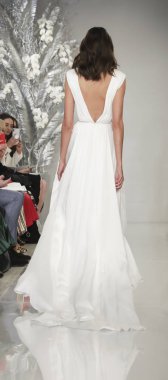 Theia gelin bahar 2020