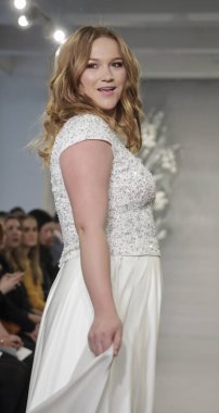 Theia gelin bahar 2020