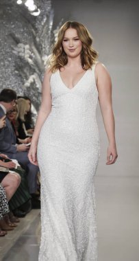 Theia gelin bahar 2020