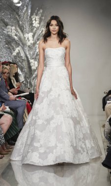 Theia gelin bahar 2020