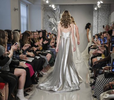 Theia gelin bahar 2020